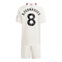 Manchester United Bruno Fernandes #8 Tredjeställ Barn 2023-24 Korta ärmar (+ Korta byxor)